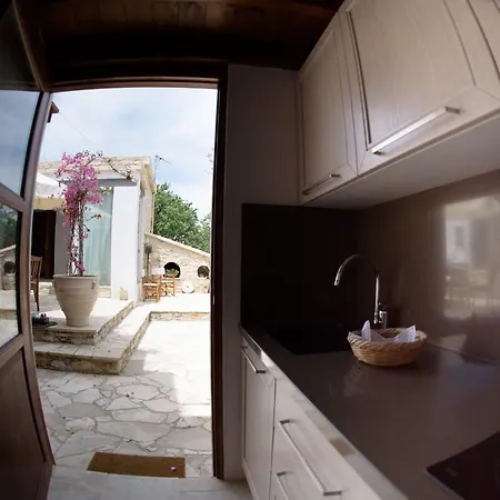 Nature House Vavla