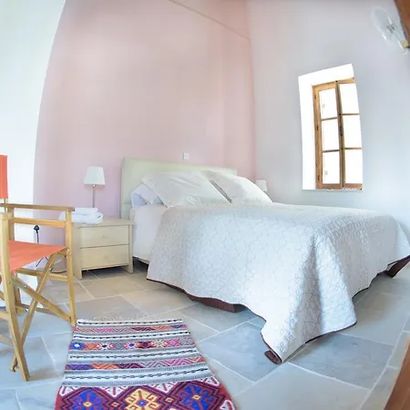 Nature House Country house Vavla